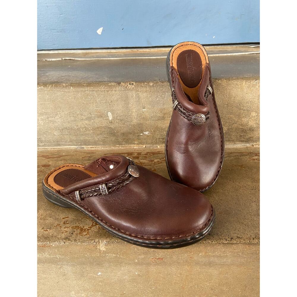 Minnetonka brown leather clog with silver tone hardware